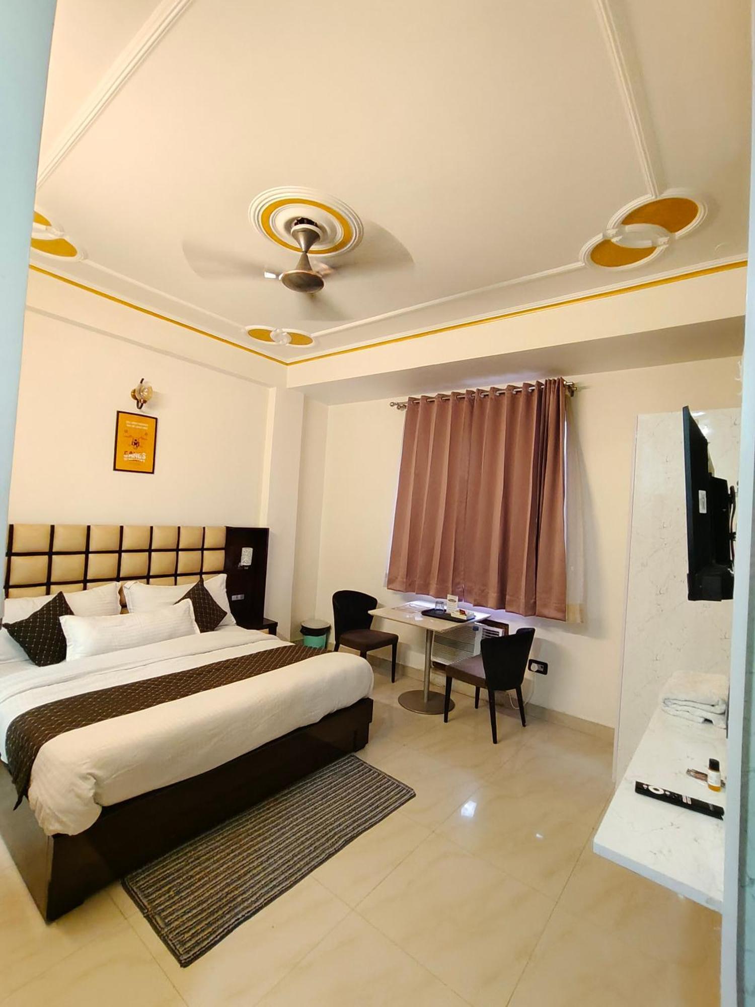 Hotel New Imperial 가지아바드 외부 사진