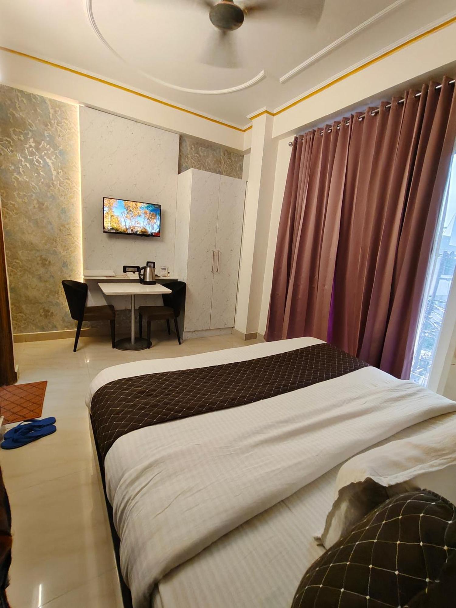 Hotel New Imperial 가지아바드 외부 사진