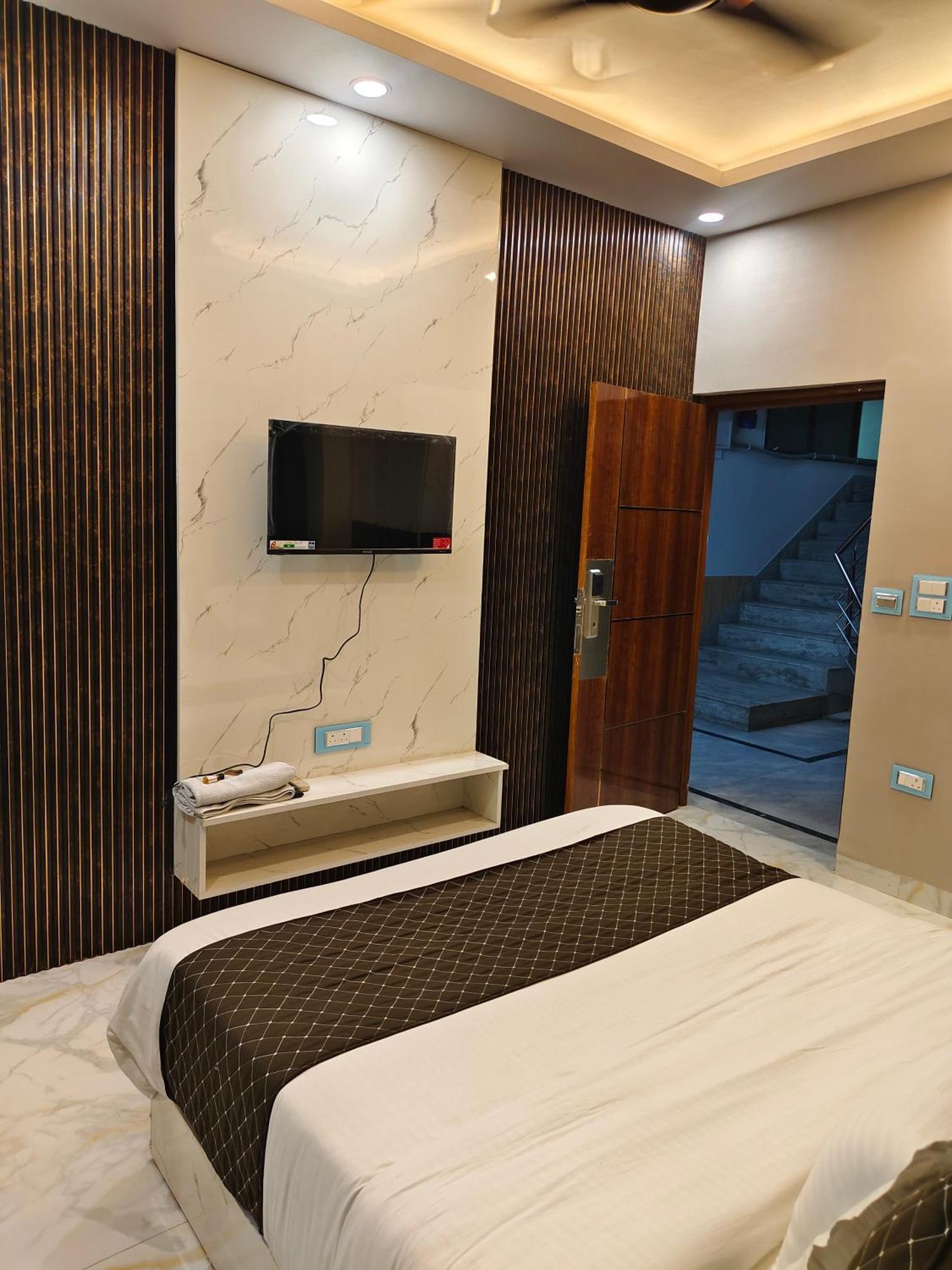 Hotel New Imperial 가지아바드 외부 사진